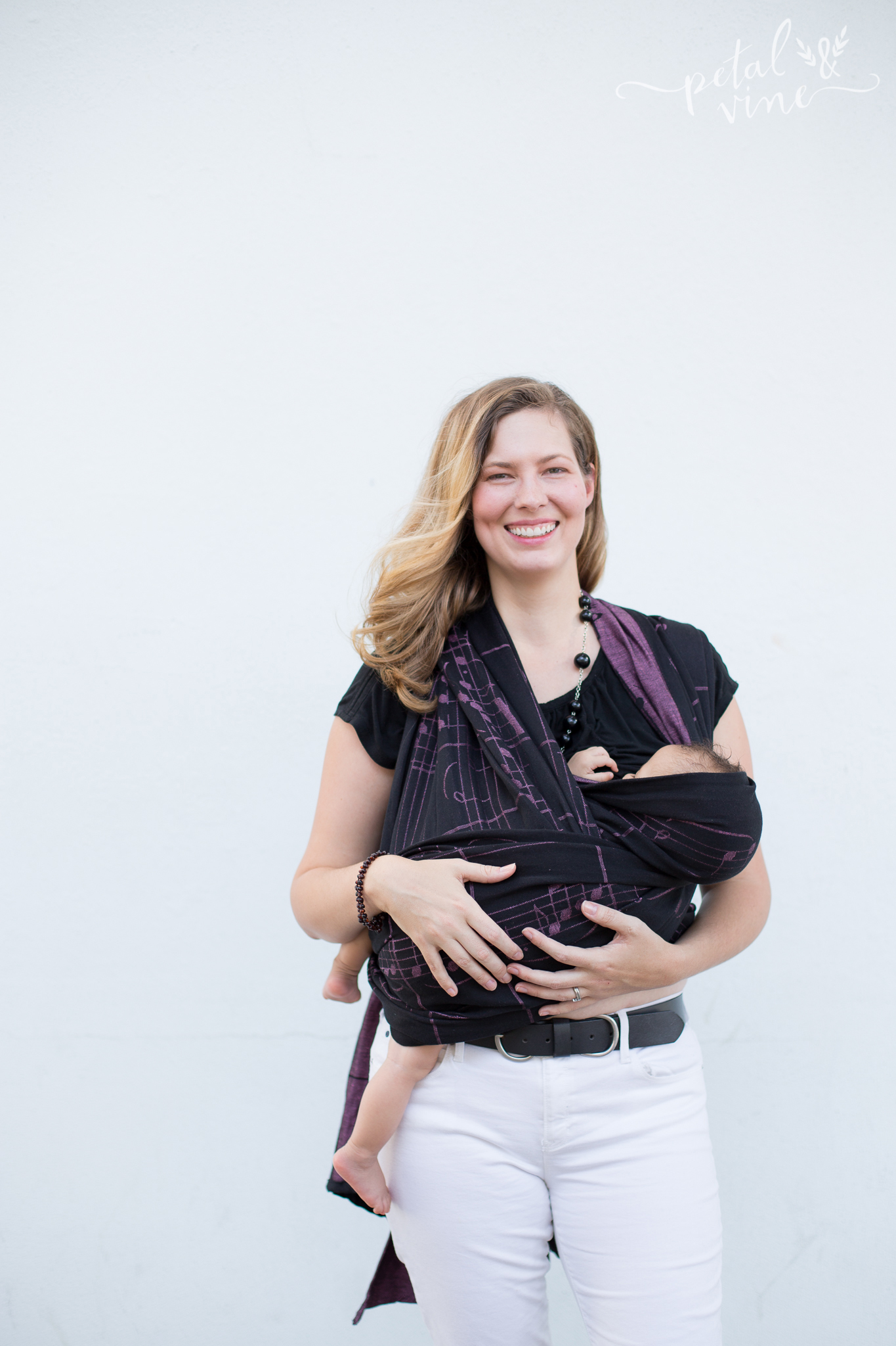 Wrap Nursing FWCC Cradle Carry Nursing Baby in a Wrap