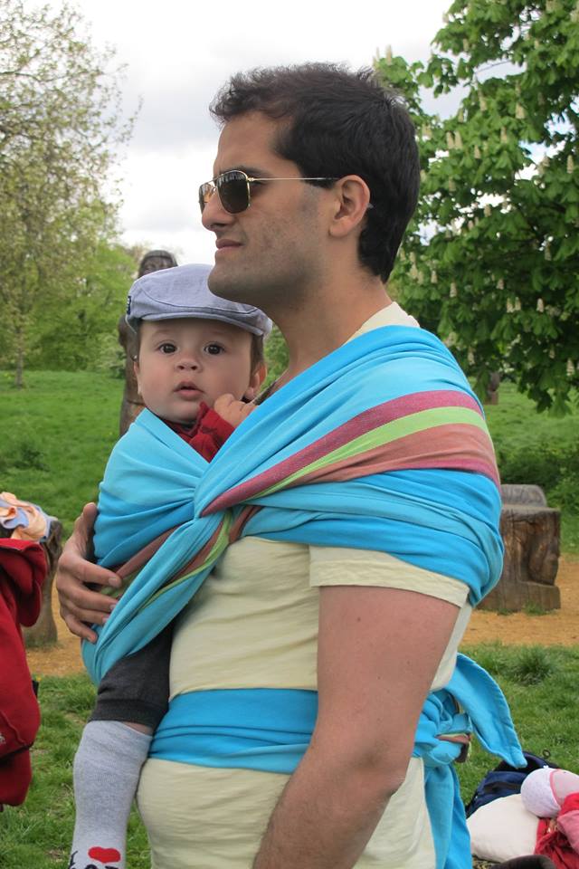 WalkingMoms2 Dad wrapping baby on the Intro to Babywearing Walk